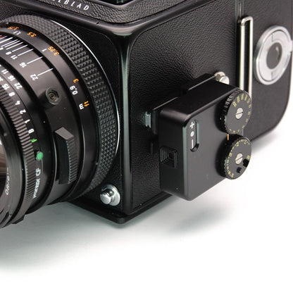 Flash shoe adapter for Hasselblad 500C/M & T-Rail cameras (ISO cold shoe)