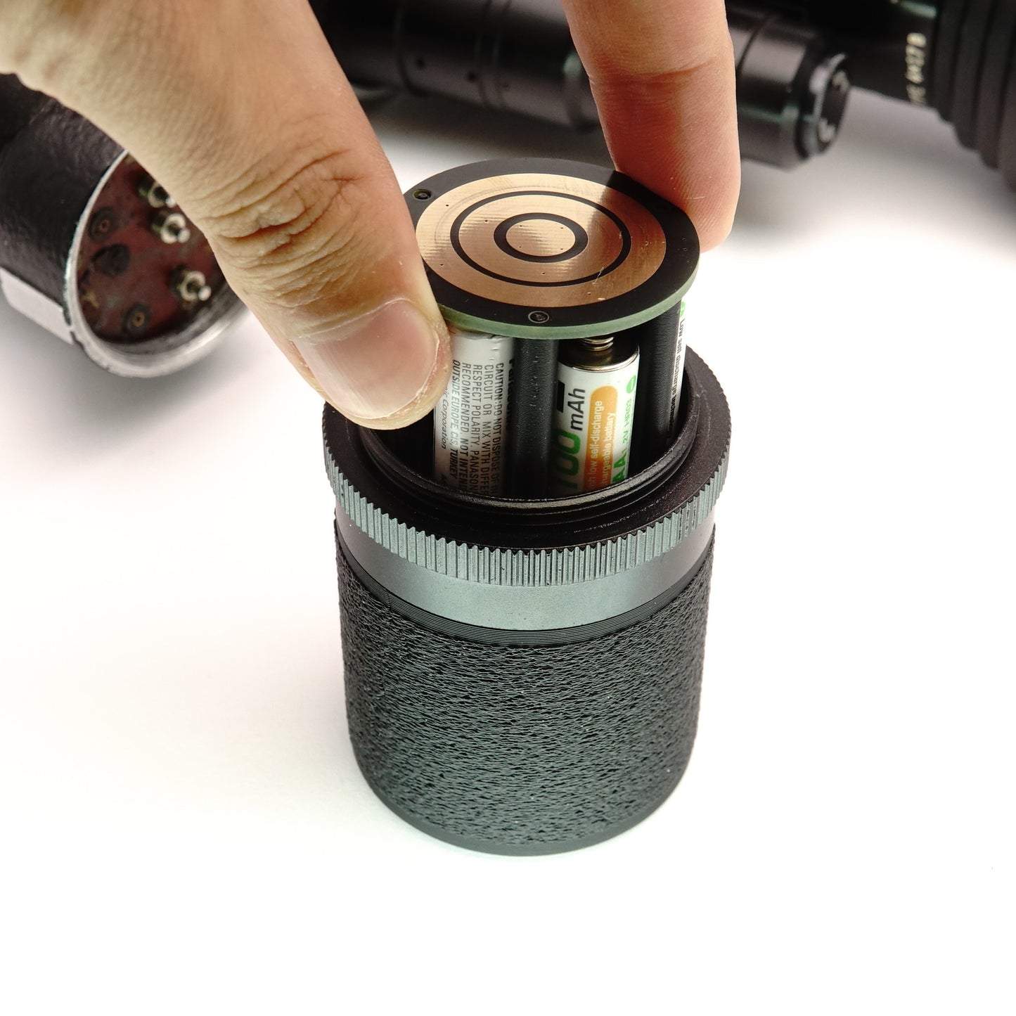 Battery adapter (6x AAA) for Beaulieu R16 & 2016