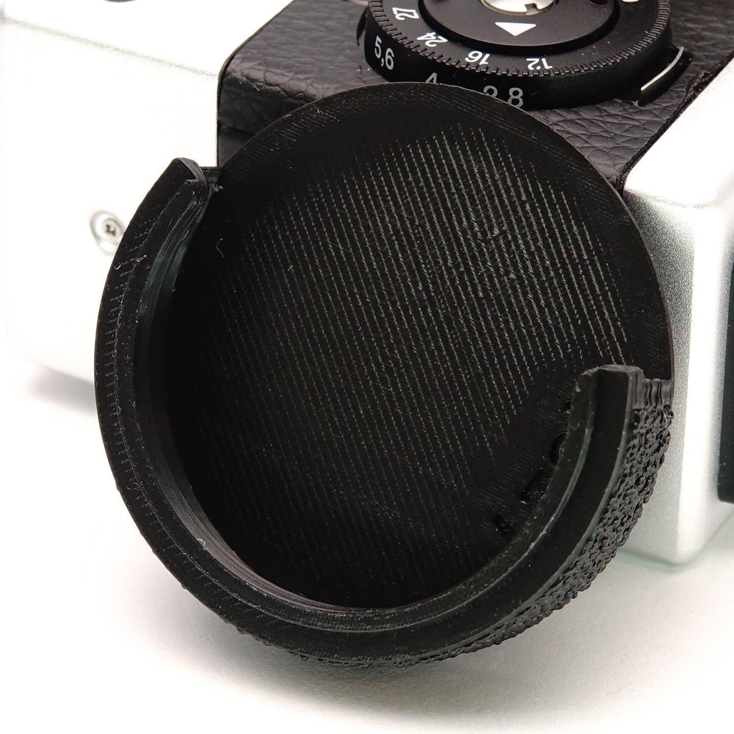 Accessories (Caps, Adapter, Shade, Case) for Rollei 35 AF