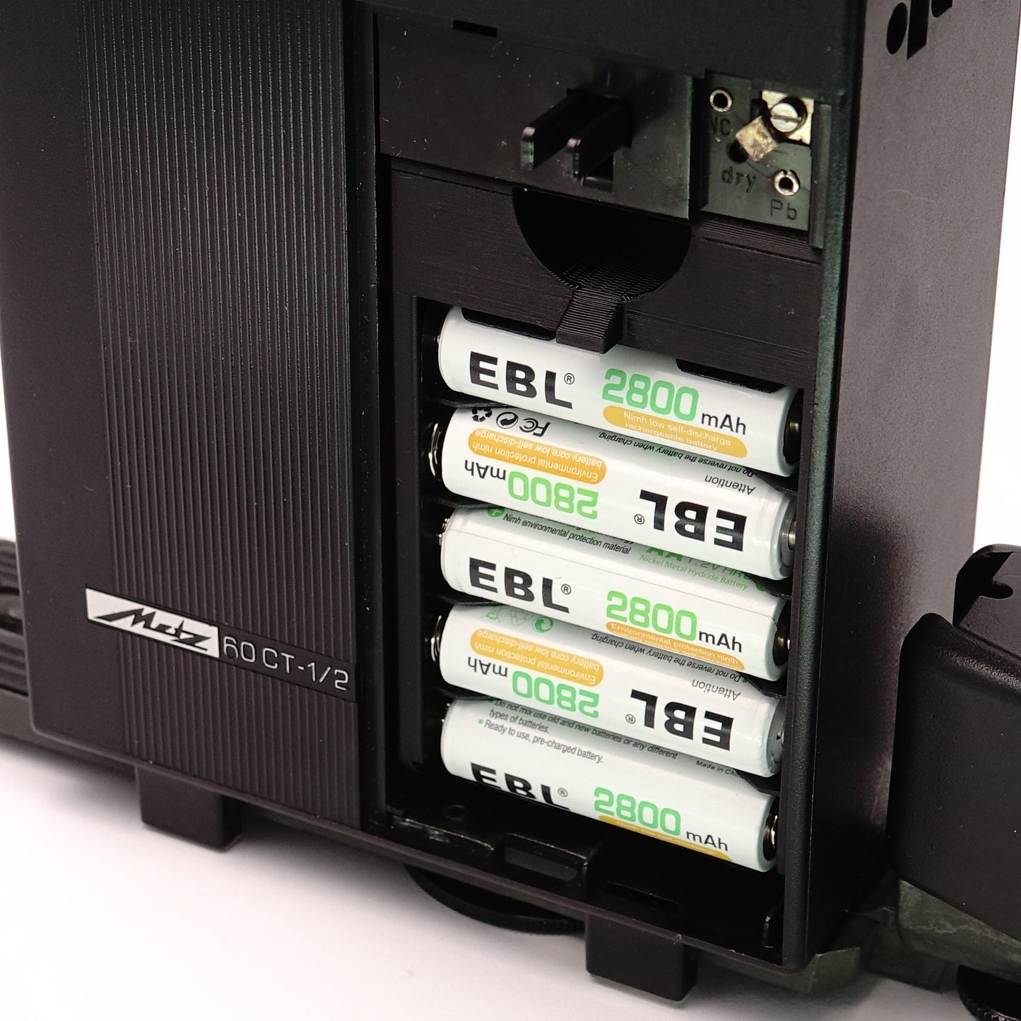 Akku-Adapter 10x AA für Metz Mecablitz 60 CT-1 / CT-2 / CT-4