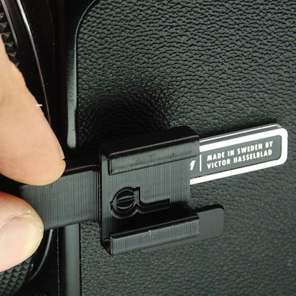 Flash shoe adapter for Hasselblad 500C/M & T-Rail cameras (ISO cold shoe)