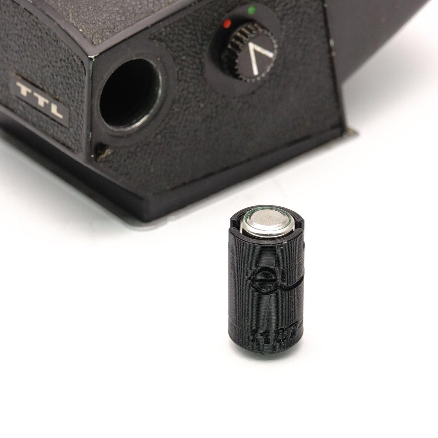 Kiev 88 Battery Adapter (4x LR44) for TTL Prism Type A